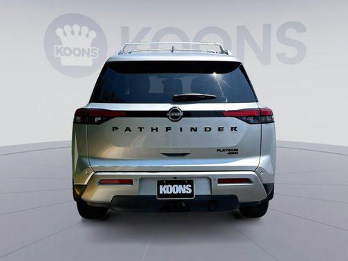 2024 Nissan Pathfinder Platinum 4WD