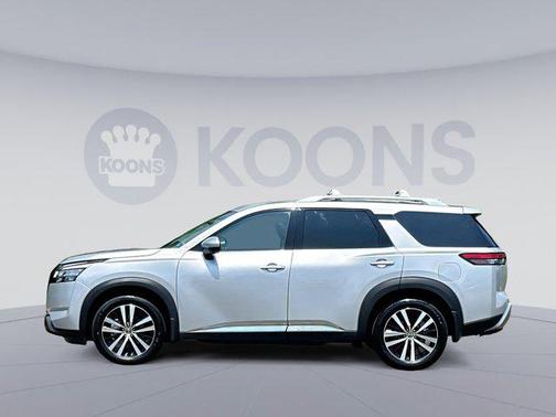 2024 Nissan Pathfinder Platinum 4WD