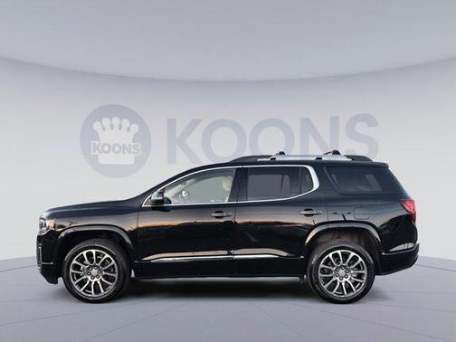2022 GMC Acadia Denali