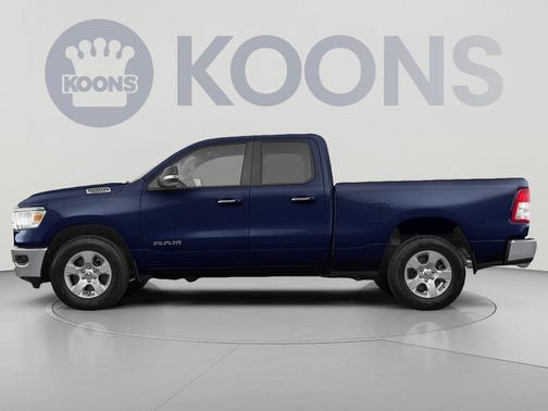 Patriot Blue Pearlcoat 2024 RAM 1500 Big Horn/Lone Star