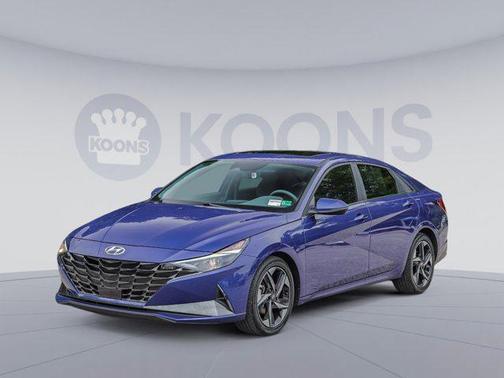 2022 Hyundai ELANTRA SEL