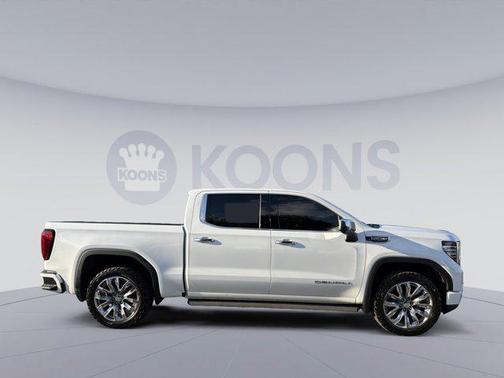 Summit White 2022 GMC Sierra 1500 Denali