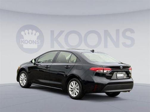 2024 Toyota Corolla Hybrid LE