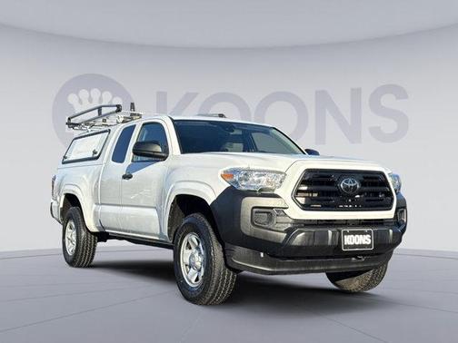 2019 Toyota Tacoma SR