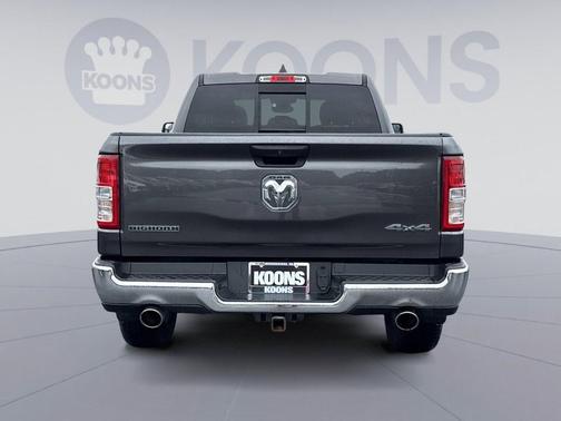 Granite Crystal Metallic Clearcoat 2023 RAM 1500 Big Horn/Lone Star