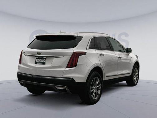 2022 Cadillac XT5 Premium Luxury