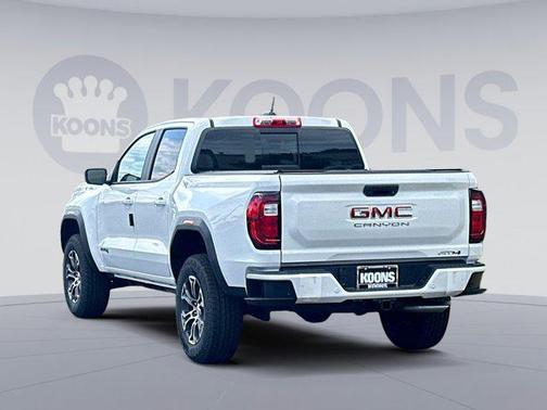 2025 GMC Canyon Base