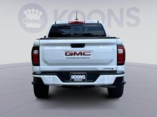 2025 GMC Canyon Base