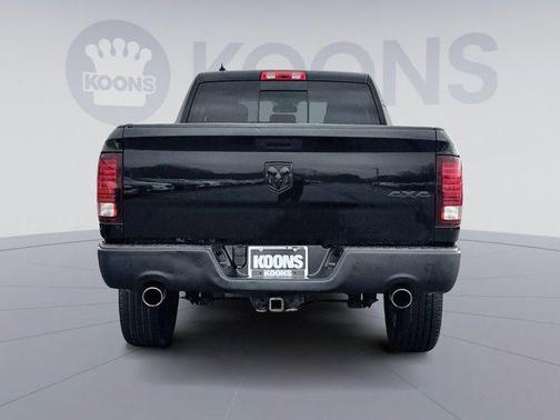 2020 RAM 1500 Classic Warlock Quad Cab 4x4 6'4' Box