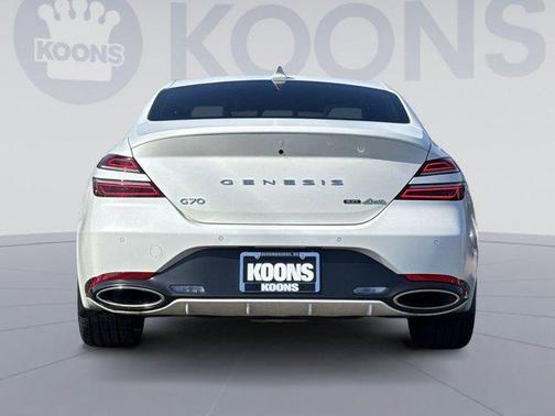 2023 Genesis G70 3.3T AWD