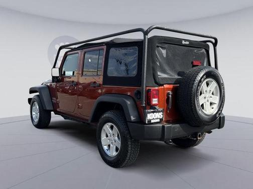 Copperhead Pearlcoat 2014 Jeep Wrangler Unlimited Sport