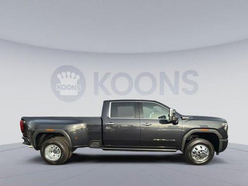 2026 GMC Sierra 3500 Denali