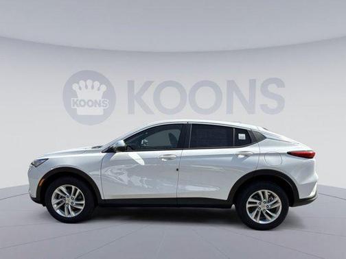 Summit White 2026 Buick Envista Preferred FWD