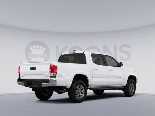 Super White 2017 Toyota Tacoma SR5