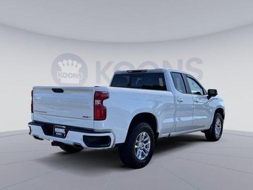Summit White 2022 Chevrolet Silverado 1500 RST