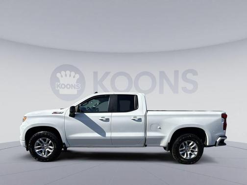 Summit White 2022 Chevrolet Silverado 1500 RST