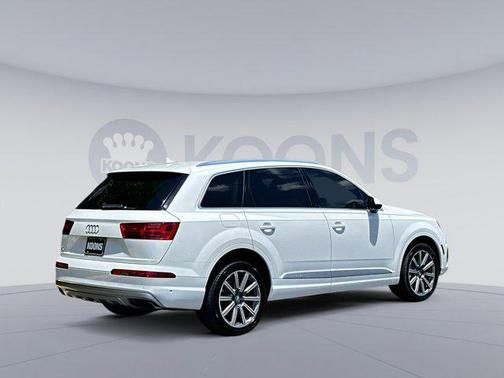 2019 Audi Q7 55 Premium Plus