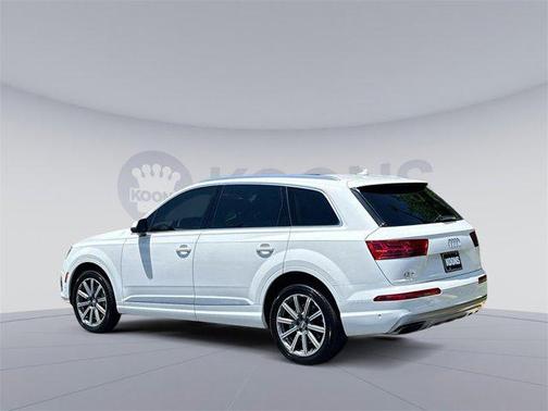 2019 Audi Q7 55 Premium Plus