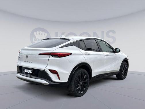 Summit White 2026 Buick Envista Sport Touring FWD