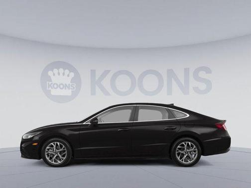 2022 Hyundai SONATA SE