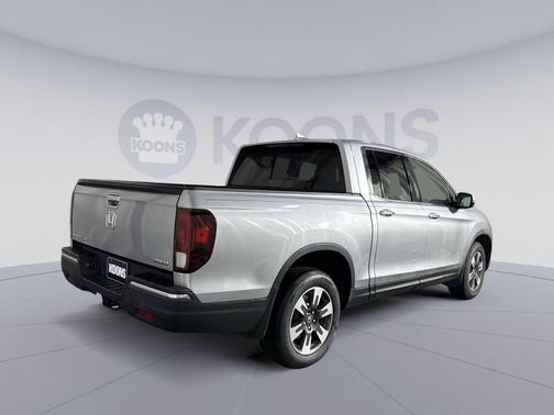 Lunar Silver Metallic 2019 Honda Ridgeline RTL-E