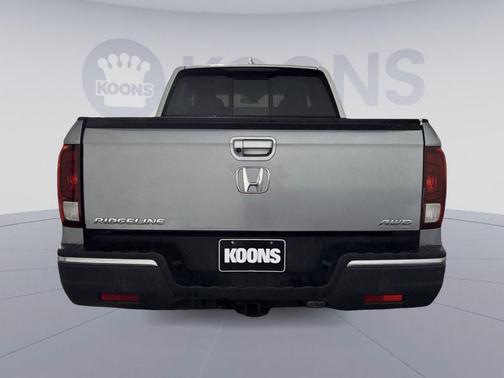 Lunar Silver Metallic 2019 Honda Ridgeline RTL-E