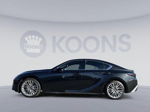 2022 Lexus IS 300 Base