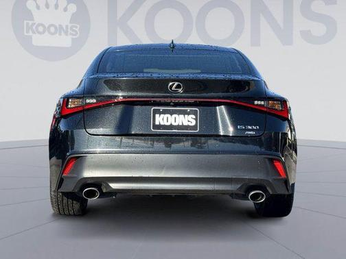 2022 Lexus IS 300 Base