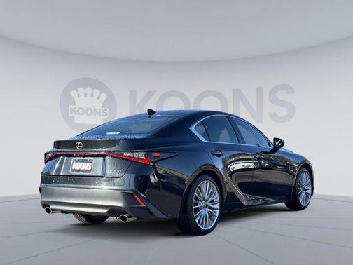 2022 Lexus IS 300 Base