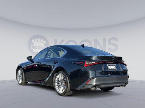 2022 Lexus IS 300 Base