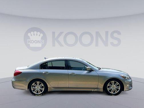 2012 Hyundai Genesis 3.8