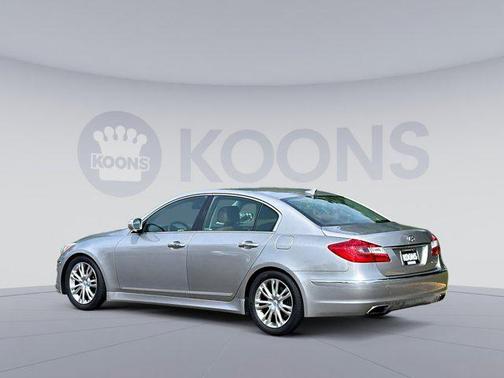 2012 Hyundai Genesis 3.8