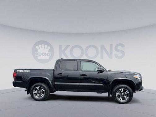 Midnight Black Metallic 2019 Toyota Tacoma SR