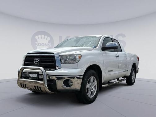 Super White 2013 Toyota Tundra Grade