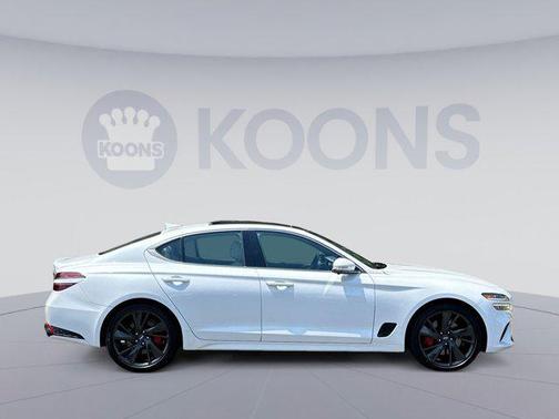 2022 Genesis G70 3.3T AWD