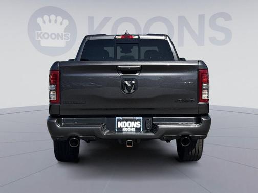 Granite Crystal Metallic Clearcoat 2021 RAM 1500 Big Horn/Lone Star