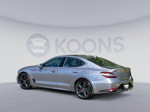 2022 Genesis G70 3.3T AWD