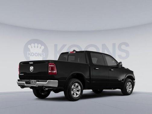 Diamond Black Crystal Pearlcoat 2021 RAM 1500 Laramie
