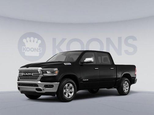 Diamond Black Crystal Pearlcoat 2021 RAM 1500 Laramie
