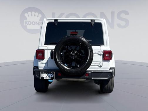 Bright White Clearcoat 2022 Jeep Wrangler Unlimited 4xe Sahara
