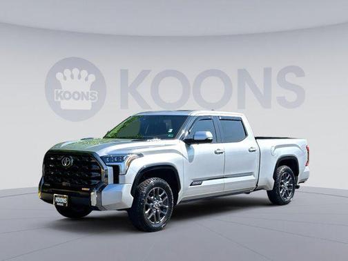 2023 Toyota Tundra Hybrid Platinum