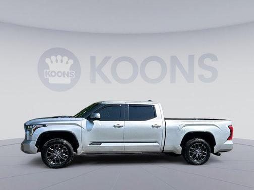 2023 Toyota Tundra Hybrid Platinum