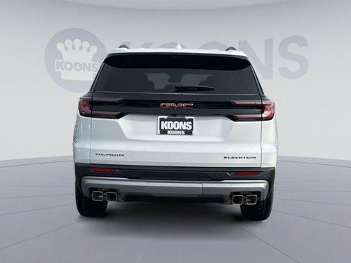 2026 GMC Acadia Elevation FWD