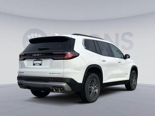 2026 GMC Acadia Elevation FWD