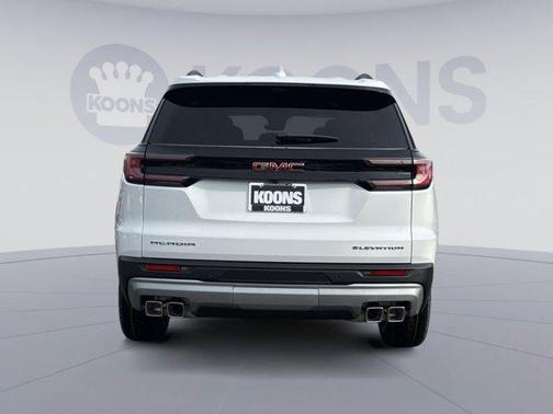 2026 GMC Acadia Elevation FWD