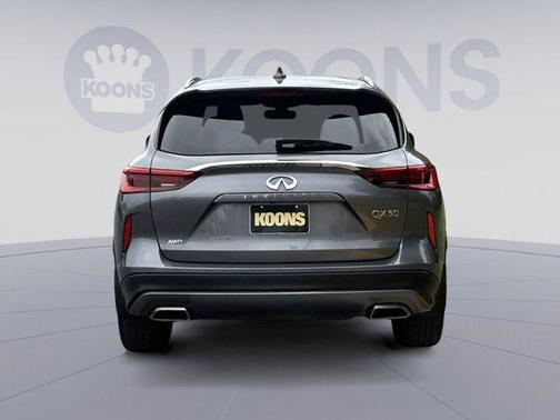 2021 INFINITI QX50 LUXE AWD