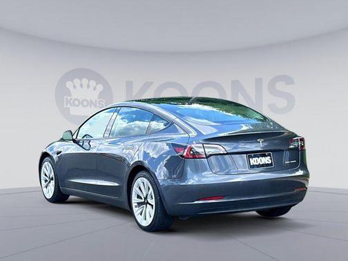2022 Tesla Model 3 Long Range