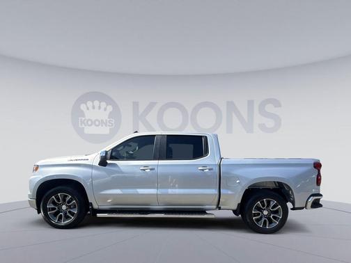 Silver Ice Metallic 2022 Chevrolet Silverado 1500 LT