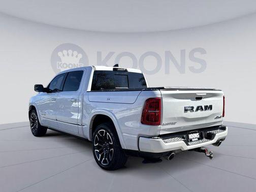 Ivory White Tri-Coat Pearlcoat 2025 RAM 1500 Limited