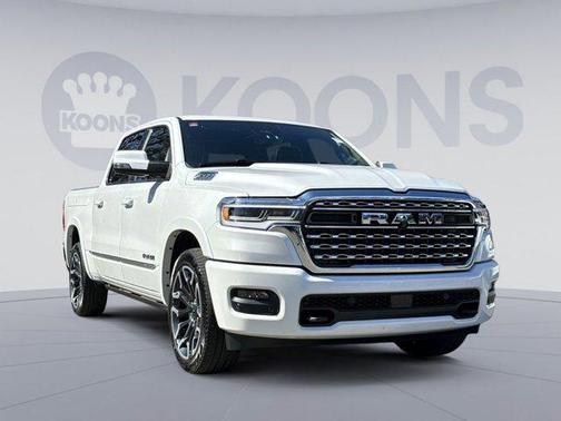 Ivory White Tri-Coat Pearlcoat 2025 RAM 1500 Limited
